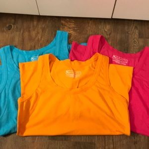 3 workout tanks